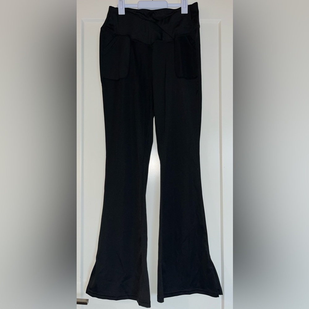 Black leggings, new never worn!